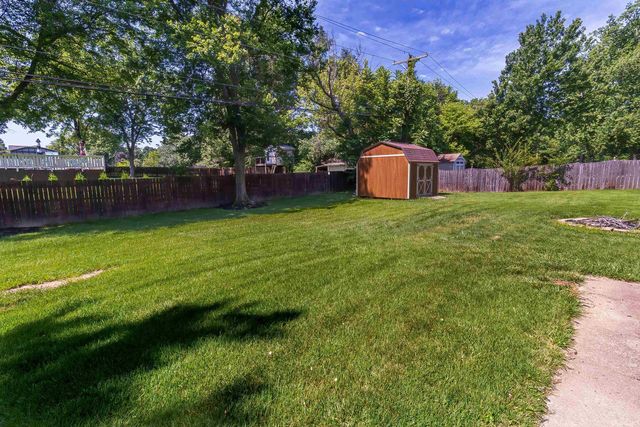 8033 Marywood Drive, Newburgh, IN 47630