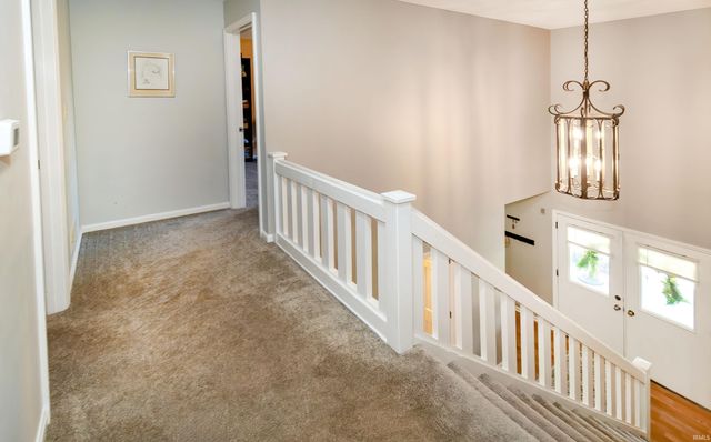 8033 Marywood Drive, Newburgh, IN 47630