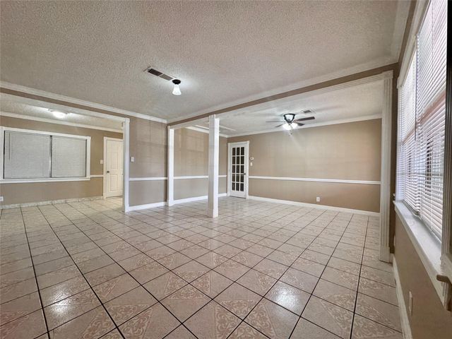 6602 Clemson, Houston, TX 77092