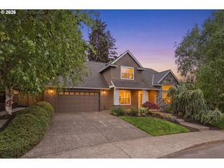 2432 Sw HUBER Ct, Portland, OR 97219