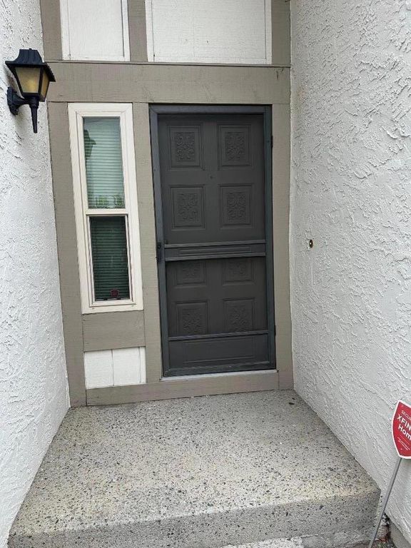 Image 3 of property listing at 621 Via Primavera Court, San Jose, CA 95111