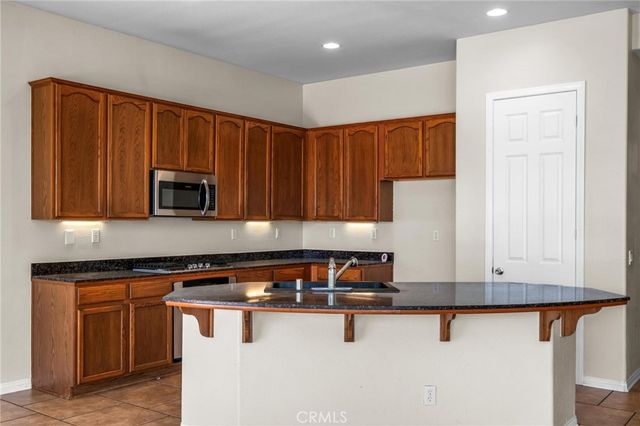 11525 Deerfield, Yucaipa, CA 92399