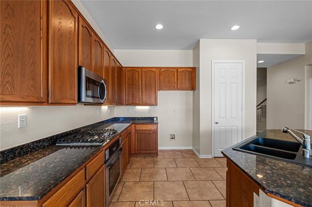 11525 Deerfield, Yucaipa, CA 92399