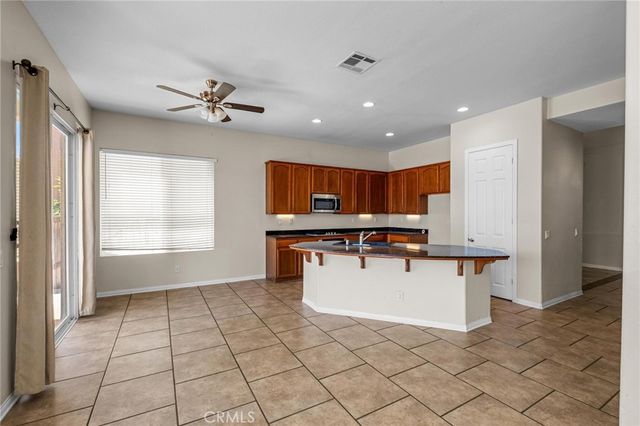 11525 Deerfield, Yucaipa, CA 92399