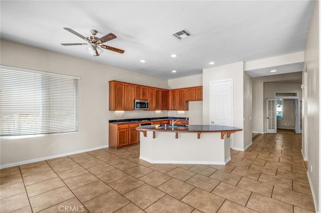 11525 Deerfield, Yucaipa, CA 92399