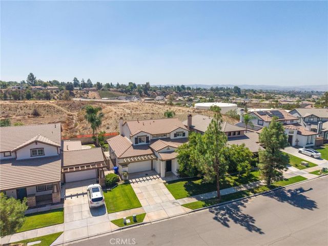 11525 Deerfield, Yucaipa, CA 92399