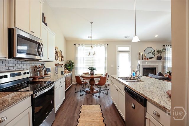 124 Annie Drive, Guyton, GA 31312