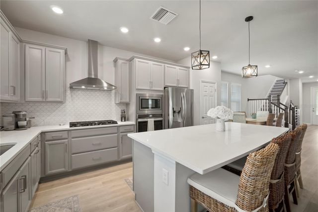 5636 SILVER SUN DRIVE, Apollo Beach, FL 33572