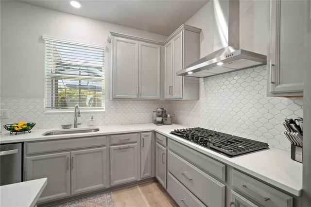 5636 SILVER SUN DRIVE, Apollo Beach, FL 33572