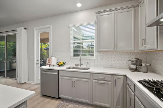 5636 SILVER SUN DRIVE, Apollo Beach, FL 33572