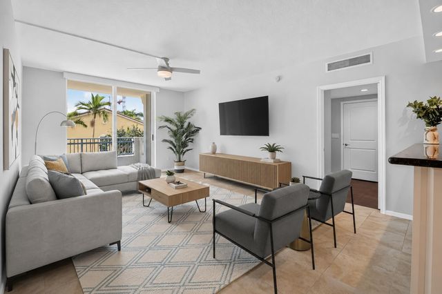 403 S Sapodilla Avenue 307, West Palm Beach, FL 33401