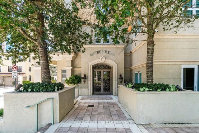 403 S Sapodilla Avenue 307, West Palm Beach, FL 33401