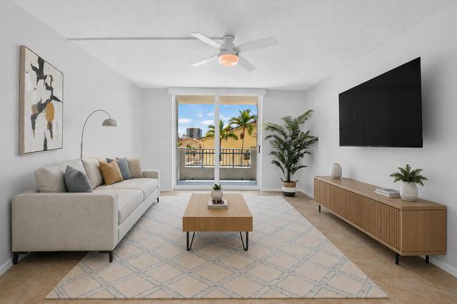 403 S Sapodilla Avenue 307, West Palm Beach, FL 33401