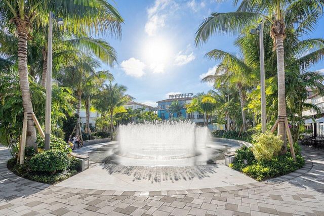 403 S Sapodilla Avenue 307, West Palm Beach, FL 33401