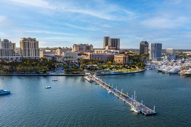 403 S Sapodilla Avenue 307, West Palm Beach, FL 33401