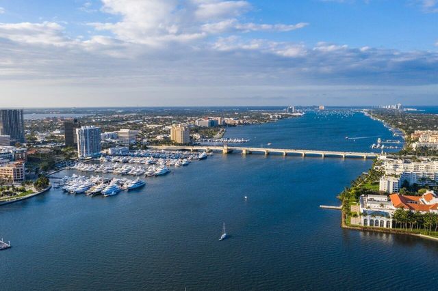 403 S Sapodilla Avenue 307, West Palm Beach, FL 33401