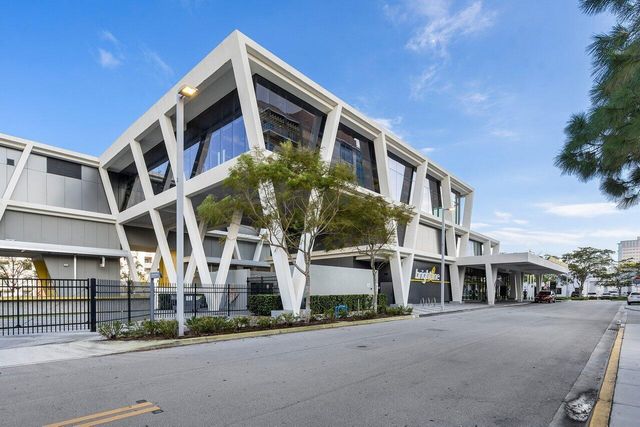 403 S Sapodilla Avenue 307, West Palm Beach, FL 33401