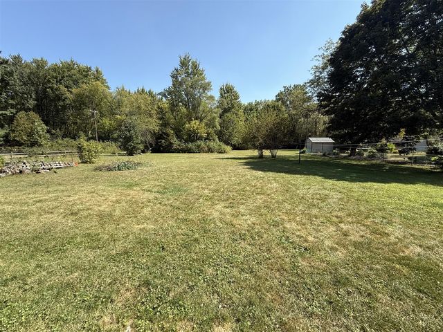 8603 Bunton Road, Willis, MI 48191