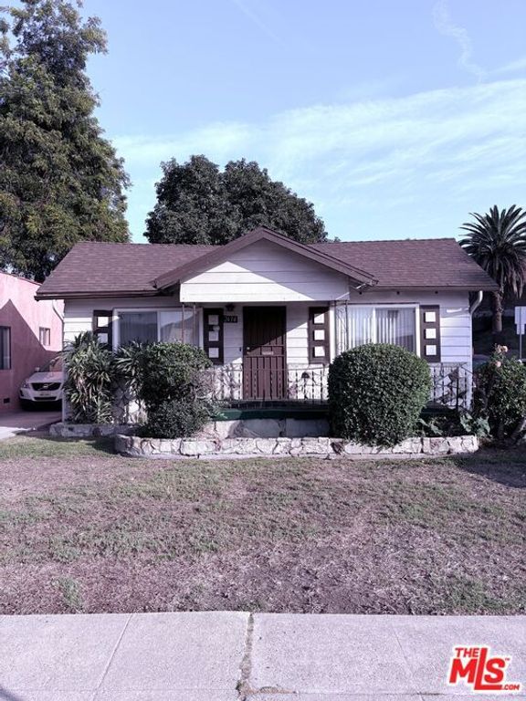 2434 S Cochran Avenue, Los Angeles, CA 90016