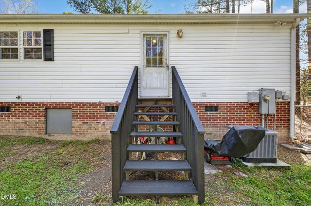 40 Buck Ridge Road, Louisburg, NC 27549