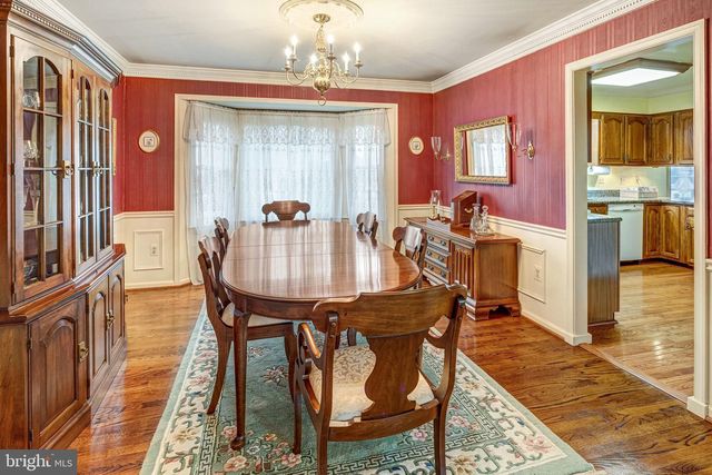 6211 GUILFORD DR, Alexandria, VA 22310