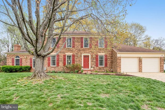 6211 GUILFORD DR, Alexandria, VA 22310