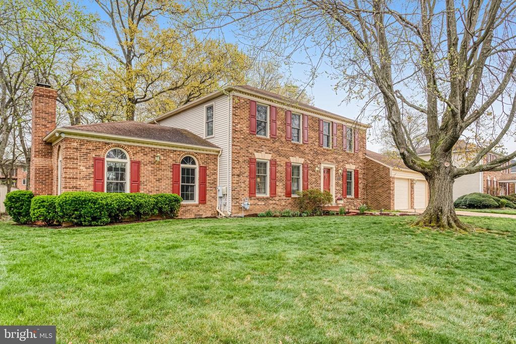 6211 GUILFORD DR, Alexandria, VA 22310