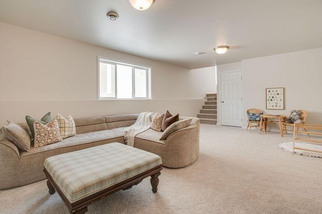 2529 36th Avenue S, Moorhead, MN 56560