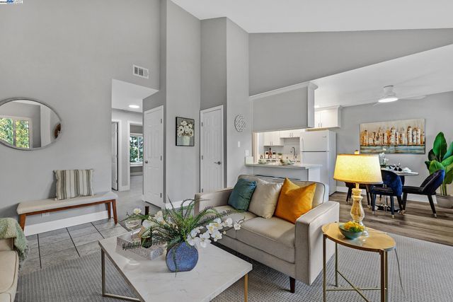 3423 Pennsylvania Cmn, Fremont, CA 94536