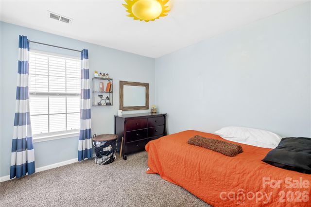 10915 Northgate Trail Drive, Charlotte, NC 28215