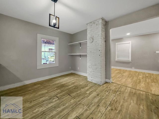 109 W 57th Street, Savannah, GA 31405