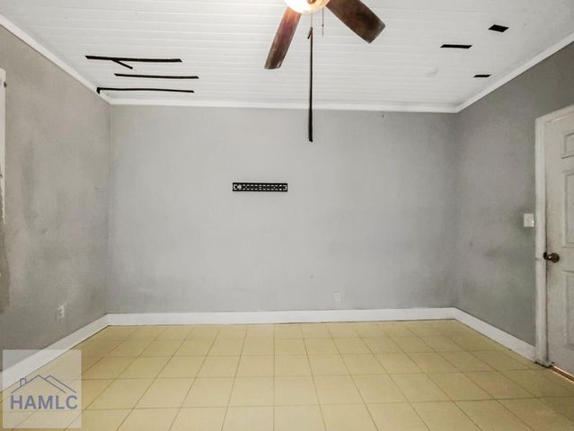 109 W 57th Street, Savannah, GA 31405
