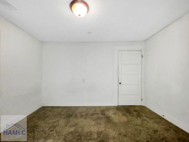 109 W 57th Street, Savannah, GA 31405