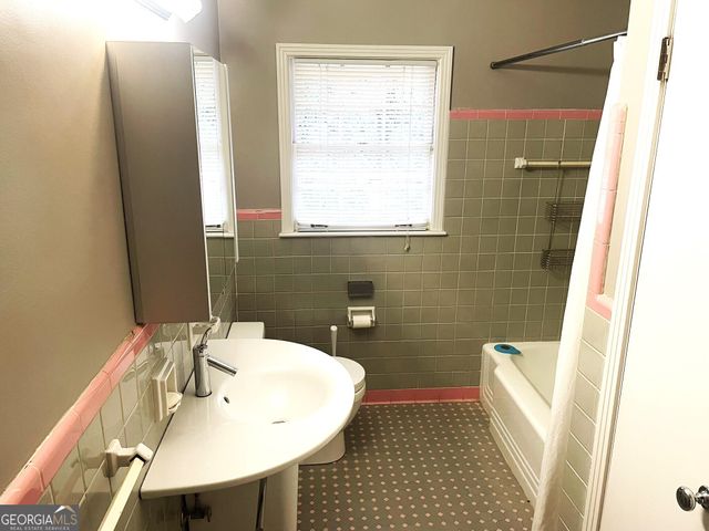 2703 Sharondale Drive NE, Atlanta, GA 30305