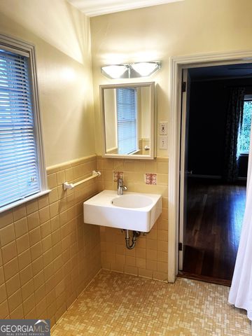 2703 Sharondale Drive NE, Atlanta, GA 30305