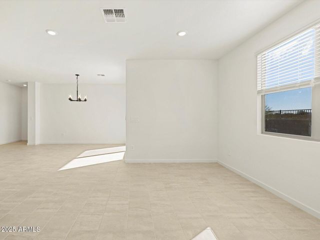 8494 W Saratoga Way, Florence, AZ 85132