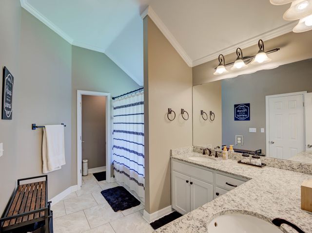 5707 Pampus Lane, Bossier City, LA 71112