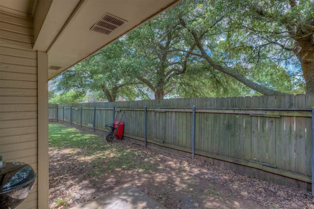 5707 Pampus Lane, Bossier City, LA 71112