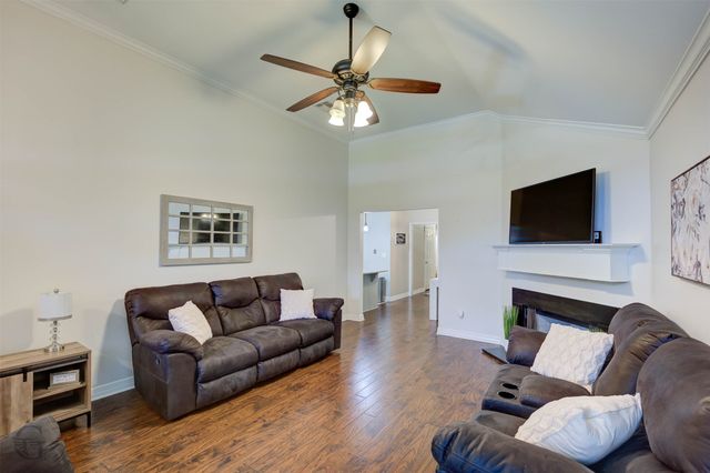 5707 Pampus Lane, Bossier City, LA 71112