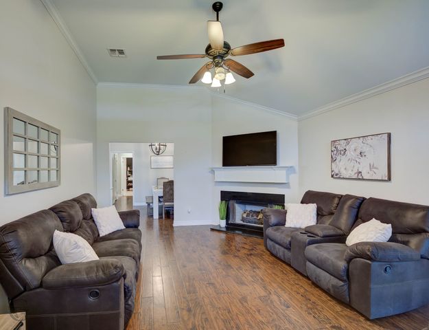 5707 Pampus Lane, Bossier City, LA 71112
