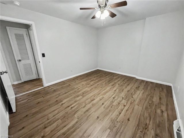 1813 Walker Avenue B, Greensboro, NC 27403