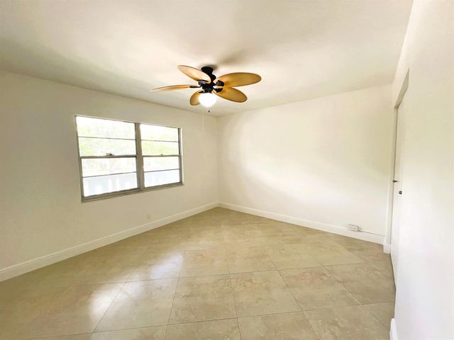 3001 Portofino Isle E2, Coconut Creek, FL 33066