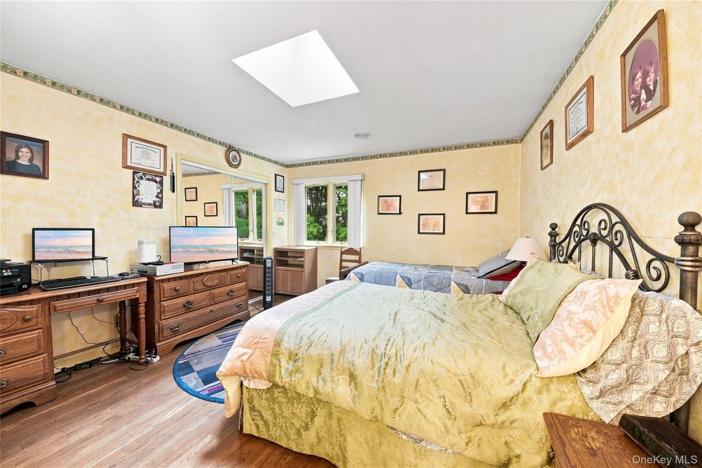 107 Stephenson Terrace, Briarcliff Manor, NY 10510 — photo 4