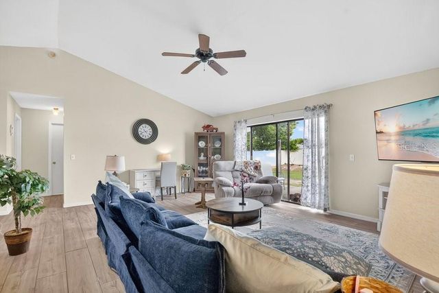 144 HILLTOP STREET, Davenport, FL 33837