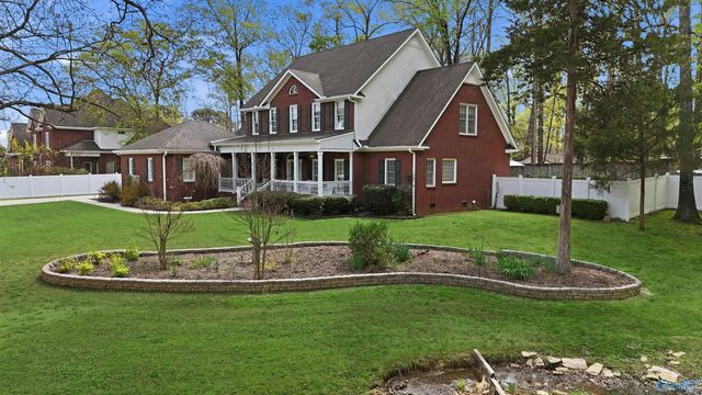 901 Jessie Drive SW, Decatur, AL 35603