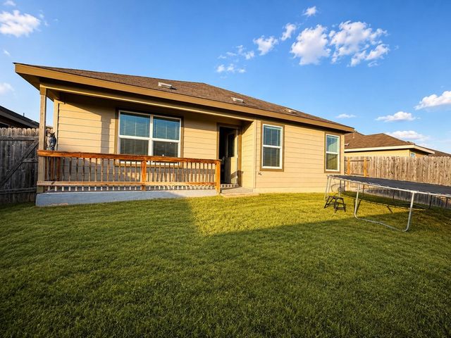 2832 Green Finch, New Braunfels, TX 78130