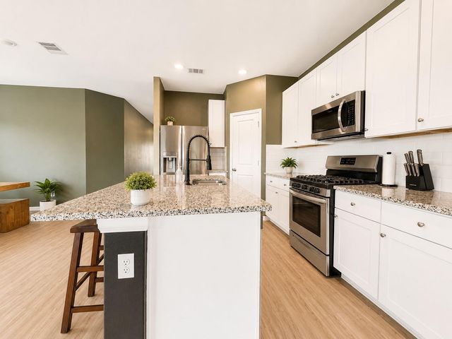 2832 Green Finch, New Braunfels, TX 78130