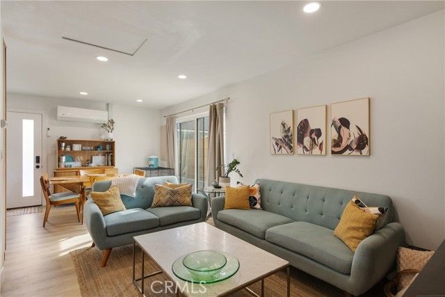 145 E Green Street, Claremont, CA 91711