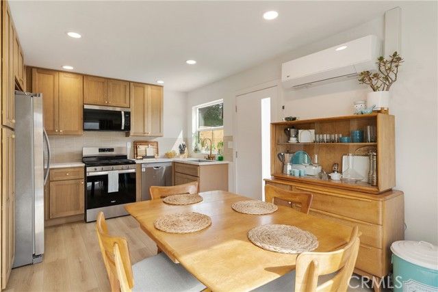 145 E Green Street, Claremont, CA 91711