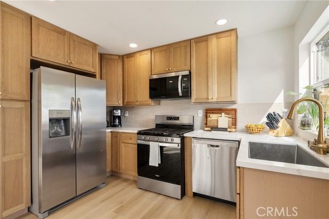 145 E Green Street, Claremont, CA 91711